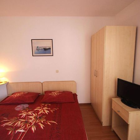 Apartments Ivka Омиш Номер фото