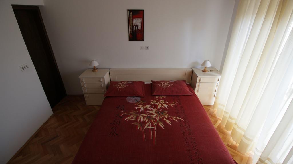 Apartments Ivka Омиш Экстерьер фото