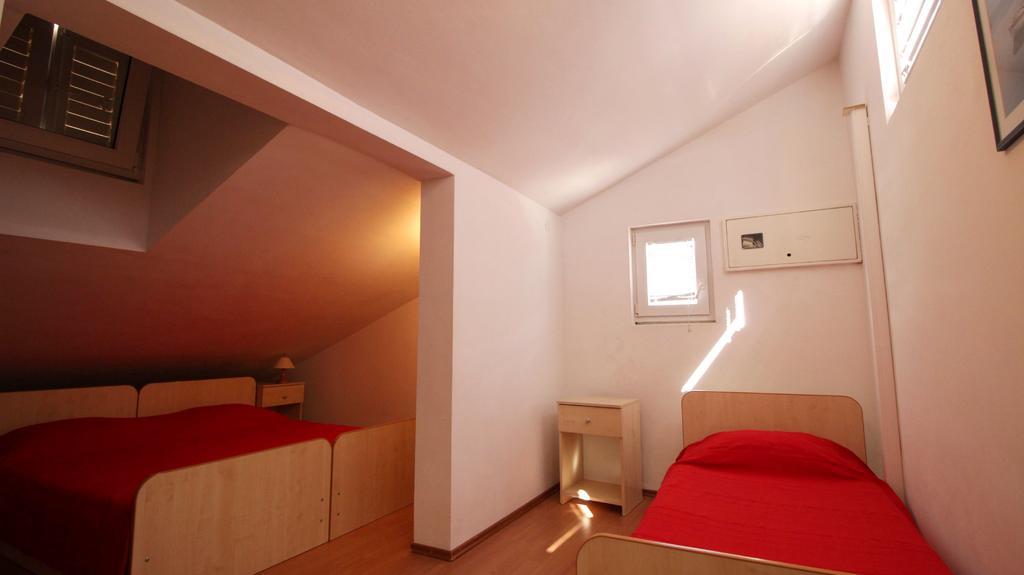 Apartments Ivka Омиш Номер фото