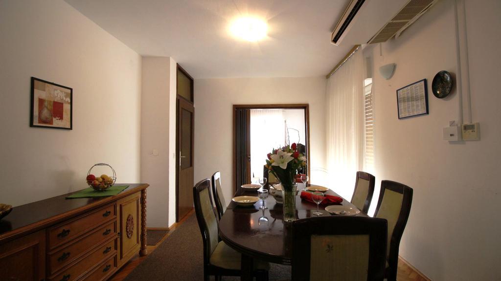 Apartments Ivka Омиш Экстерьер фото